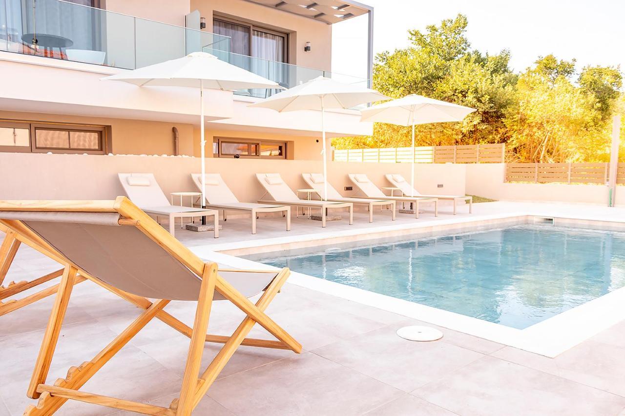 Arodo Suites Nea Iraklitsa 外观 照片
