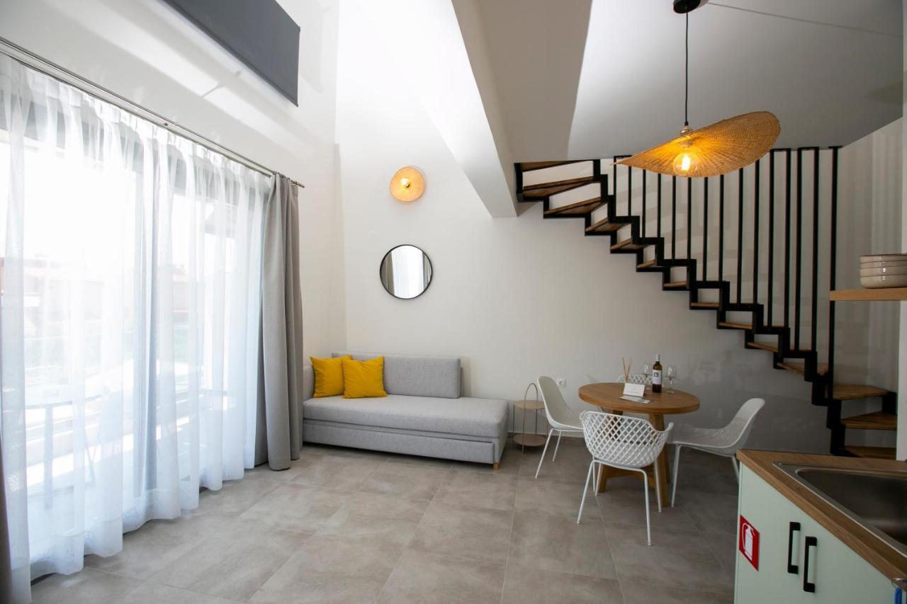 Arodo Suites Nea Iraklitsa 外观 照片