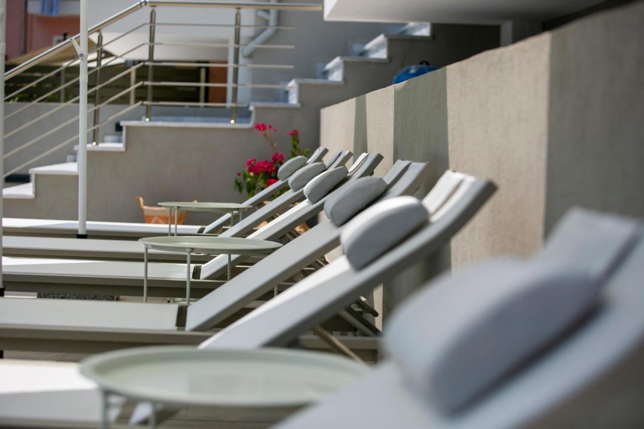 Arodo Suites Nea Iraklitsa 外观 照片