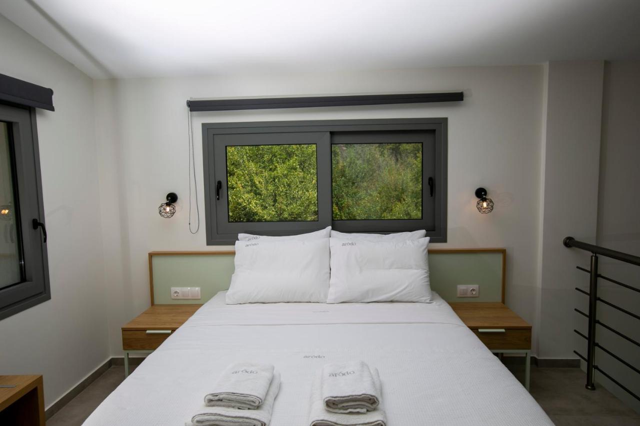 Arodo Suites Nea Iraklitsa 外观 照片