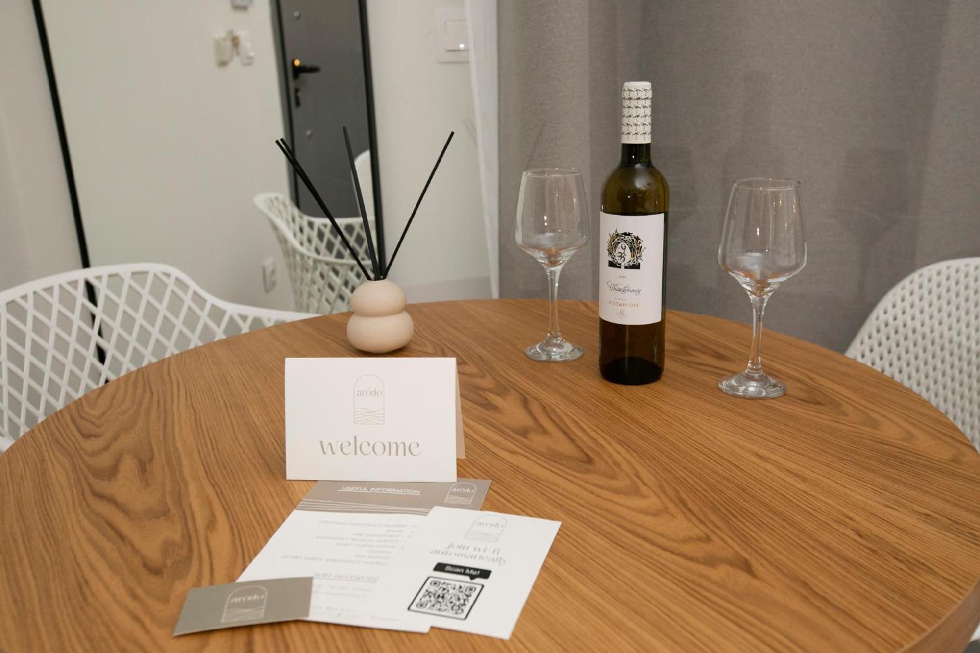 Arodo Suites Nea Iraklitsa 外观 照片