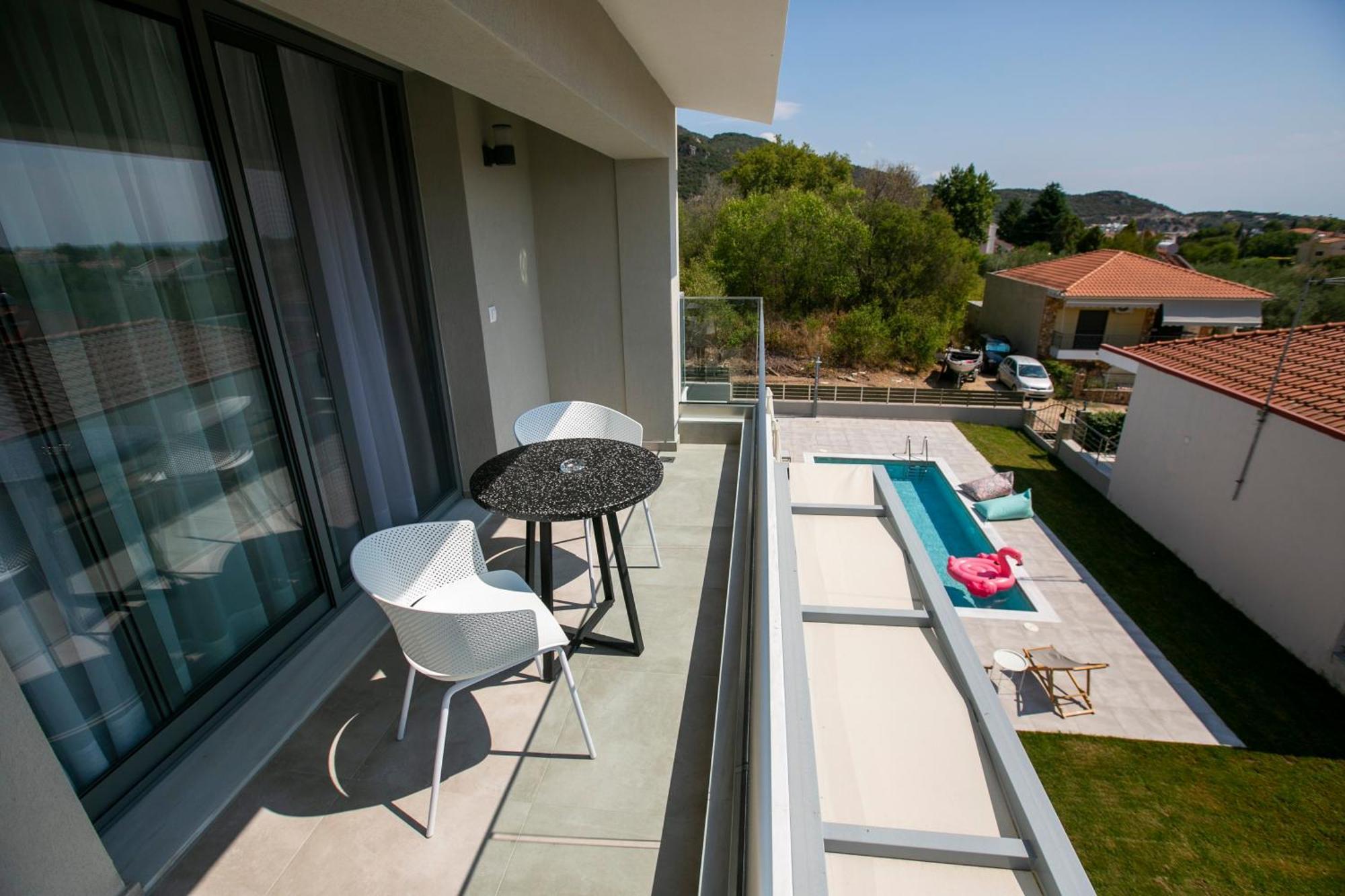 Arodo Suites Nea Iraklitsa 外观 照片