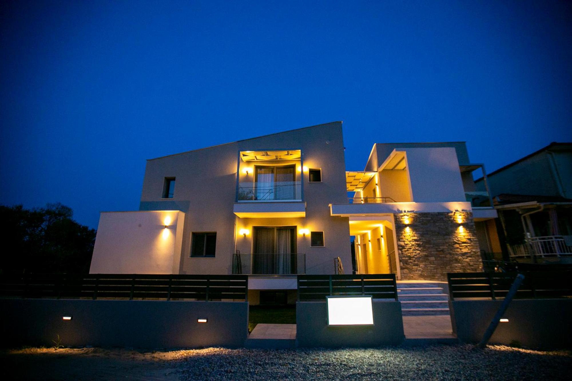 Arodo Suites Nea Iraklitsa 外观 照片