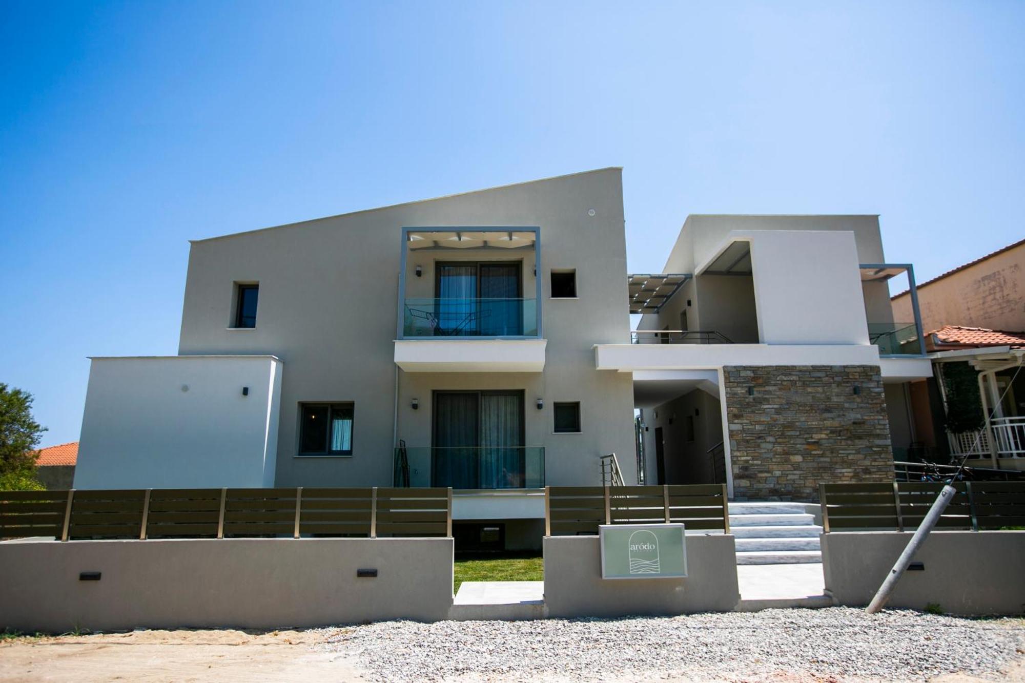 Arodo Suites Nea Iraklitsa 外观 照片