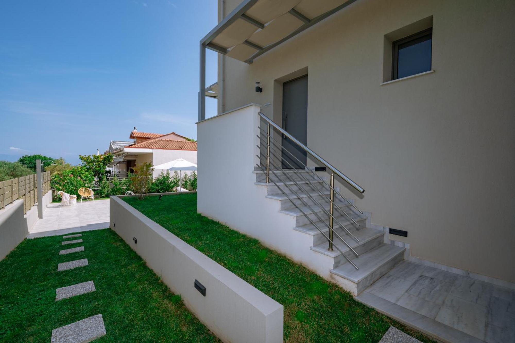 Arodo Suites Nea Iraklitsa 外观 照片