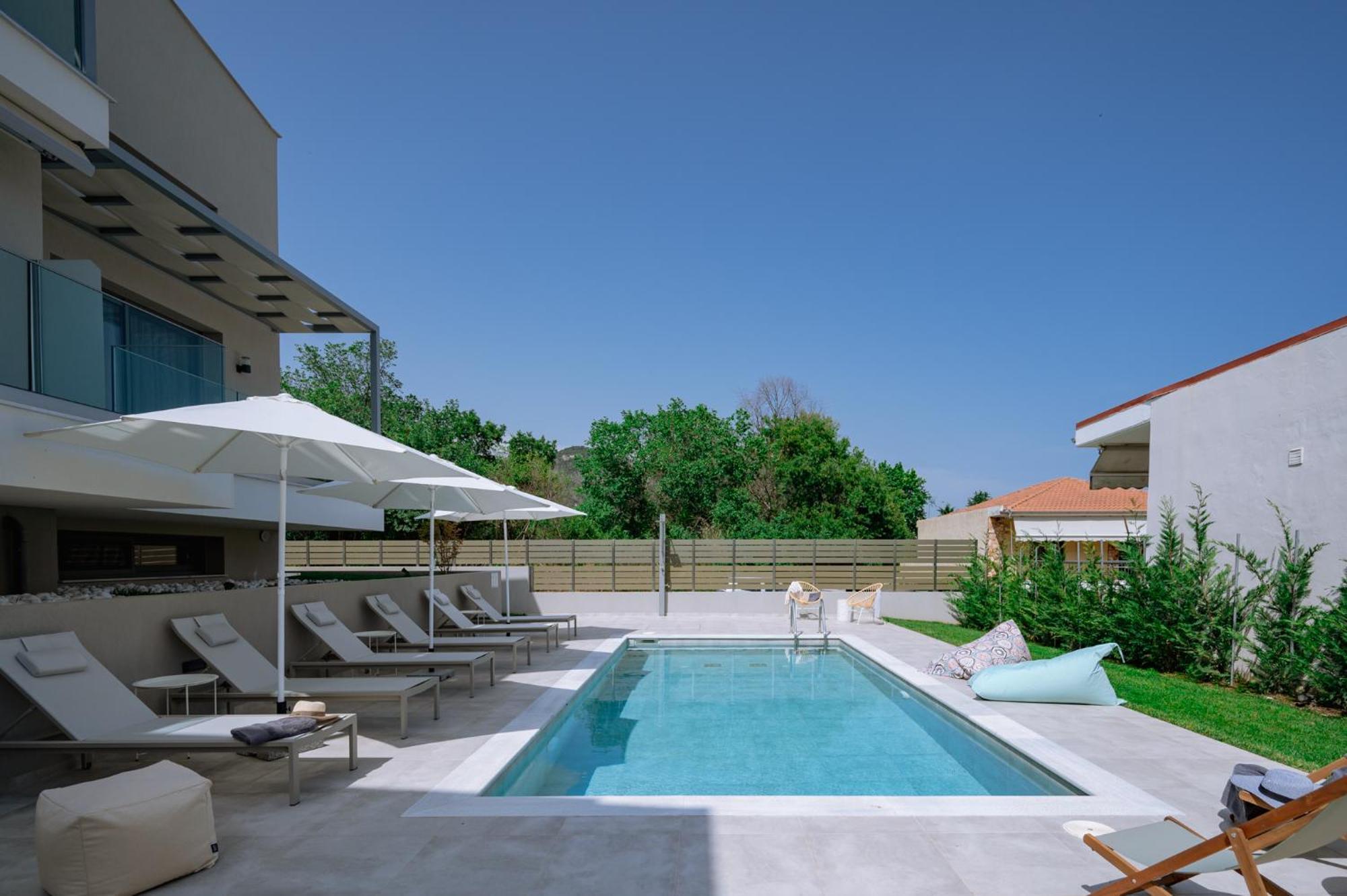 Arodo Suites Nea Iraklitsa 外观 照片