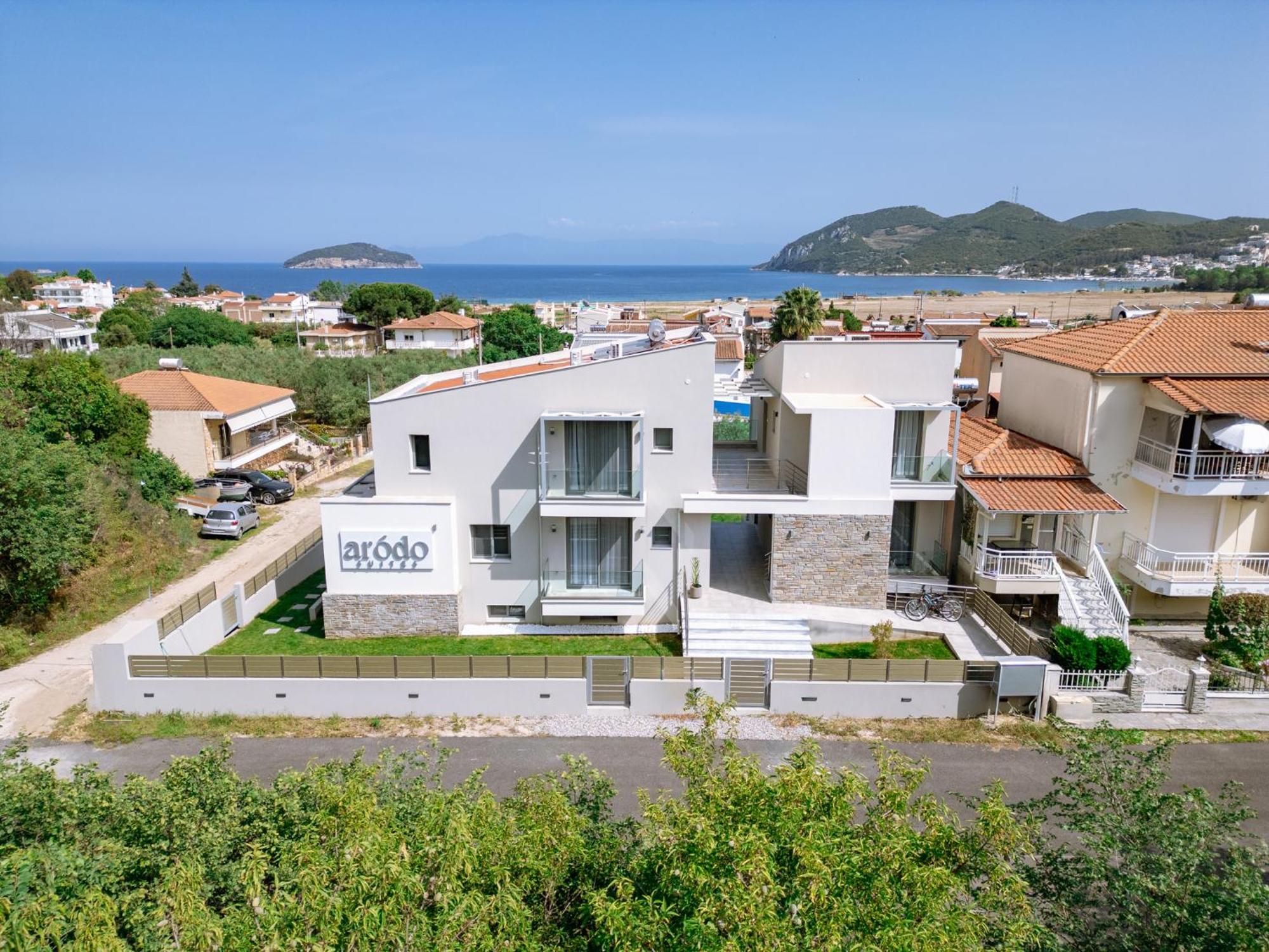 Arodo Suites Nea Iraklitsa 外观 照片